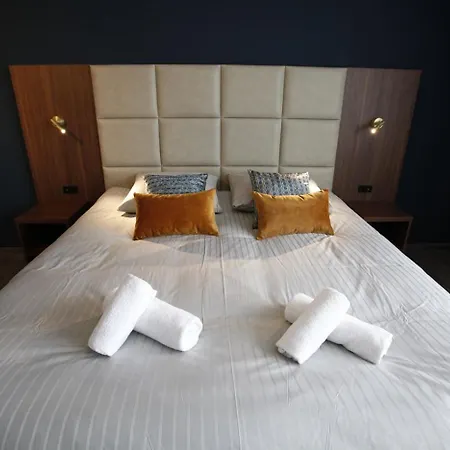 Aparthotel Long *